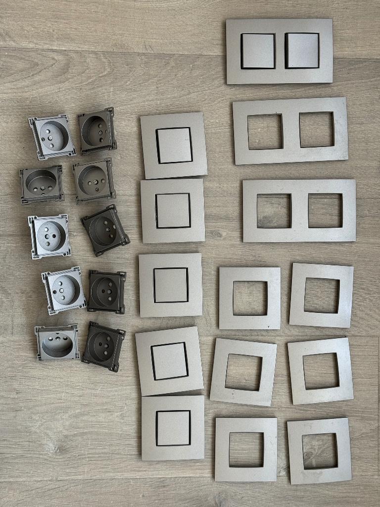 Schakelmateriaal niko intense bruin, Ophalen, Gebruikt, Schakelaar