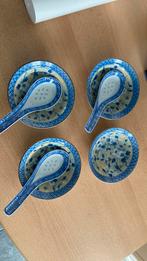 4 kommetjes met 3 lepels, Antiek en Kunst, Ophalen of Verzenden