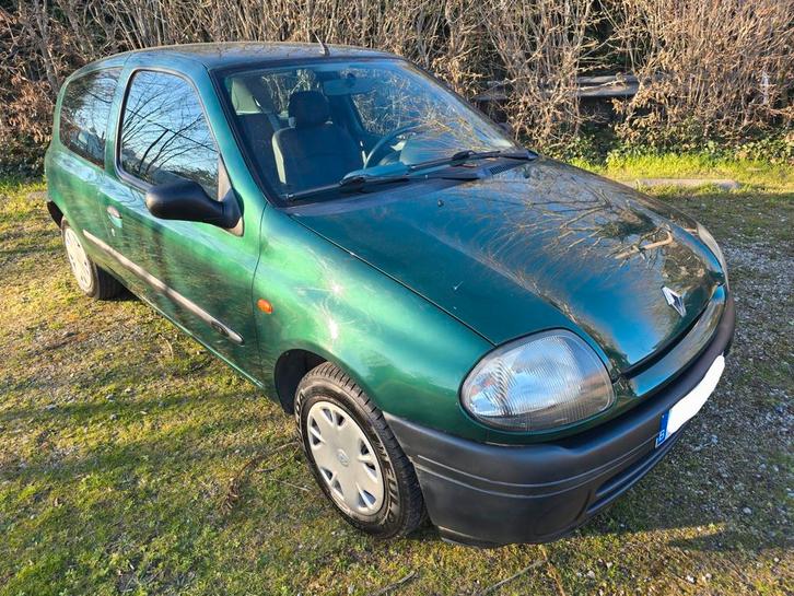 Renault Clio 1.2i Homologuée à l'essence | CarPass, Autos, Renault, Particulier, Clio, Essence, Hatchback, 3 portes, Boîte manuelle