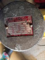 Poetsbrug met hydraulische pomp (moet gereviseerd worden), Ophalen