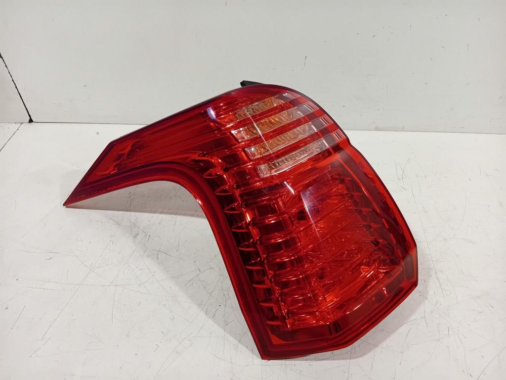 Achterlicht links buiten Peugeot 5008, Auto-onderdelen, Verlichting, Peugeot, Gebruikt, Herkomst onderdeel bekend, 12 maanden garantie