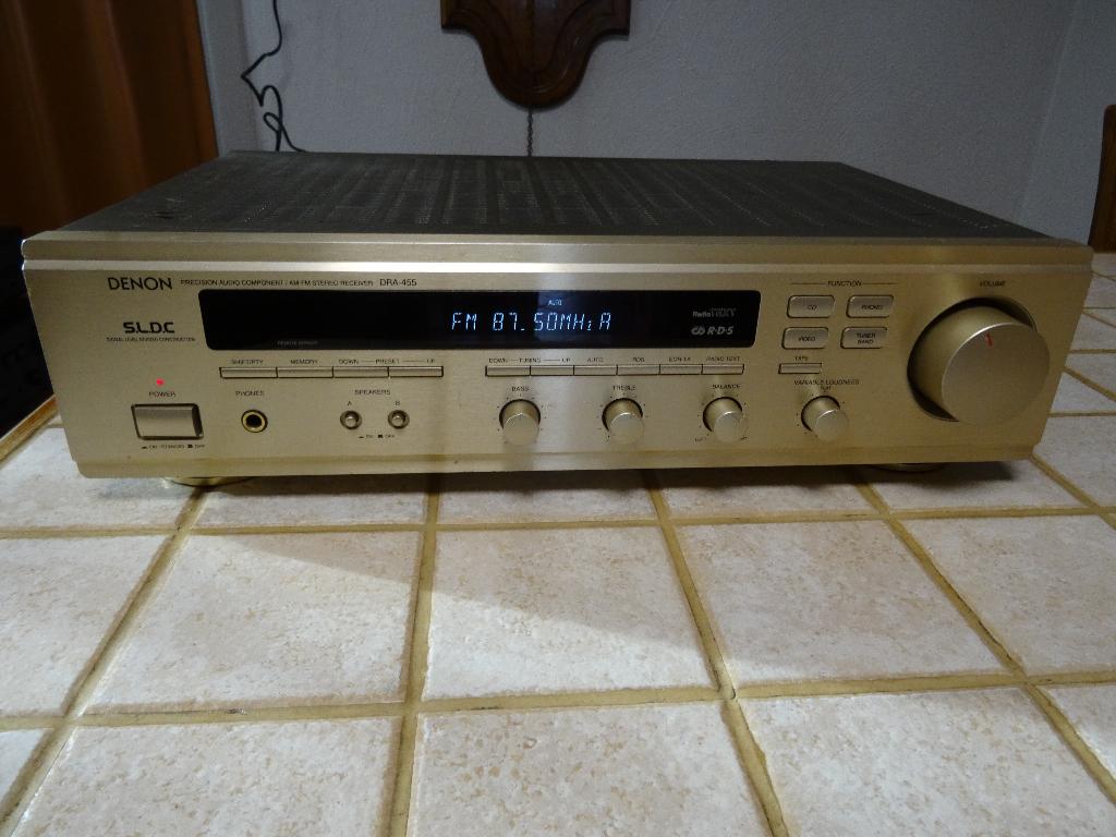 Denon champagnekleurige tunerversterker, Audio, Tv en Foto, Ophalen of Verzenden, Gebruikt, 60 tot 120 watt, Denon