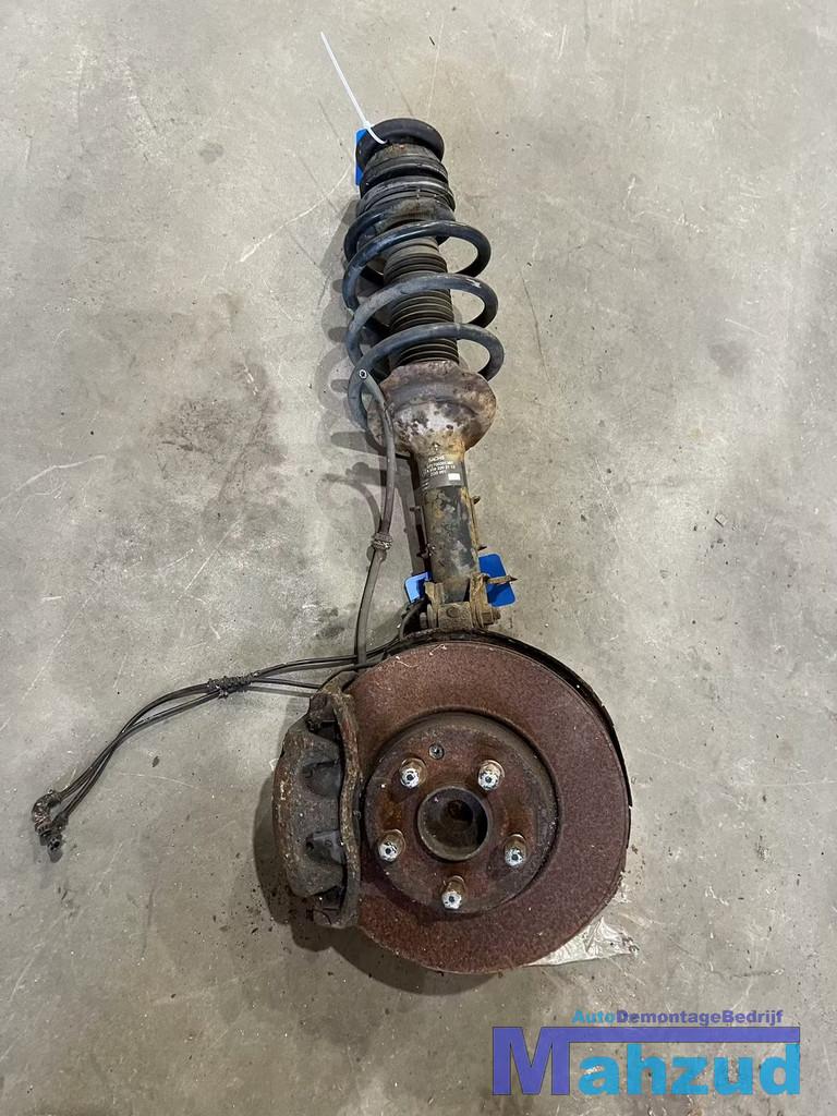 MERCEDES VITO W639 links voor veerpoot fusee remklauw 2003-2, Gebruikt, Mercedes-Benz AG, Mercedes-Benz, Mercedesstrasse 120
70372  Stuttgart, DE