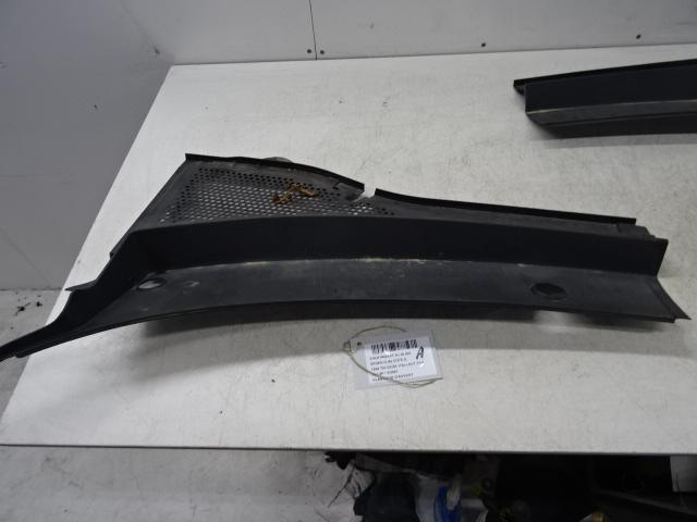 GARNITURES WINDSHIELD Volkswagen Passat (3G2) (01-2014/-), Autos : Pièces & Accessoires, Carrosserie & Tôlerie, Volkswagen, Avant