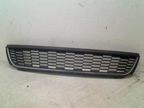 GRILLE Volkswagen Polo V (6R) (01-2009/05-2022) (6R0853677B), Auto-onderdelen, Carrosserie, Volkswagen, Gebruikt