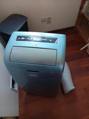 Whirlpool Amd 093 mobiele airco beschikbaar voor biedingen