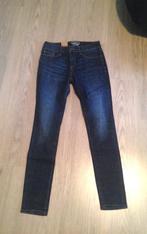 Blauwe skinny jeans medium rise Esprit (W27 L34) NIEUW, Kleding | Dames, Spijkerbroeken en Jeans, Nieuw, Blauw, Esprit, W28 - W29 (confectie 36)