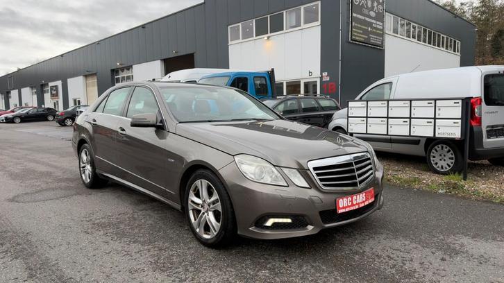 Mercedes-Benz E220 CDi AUTOMAAT EURO5 GARANTIE, Auto's, Mercedes-Benz, Bedrijf, Te koop, E-Klasse, ABS, Achteruitrijcamera, Airbags