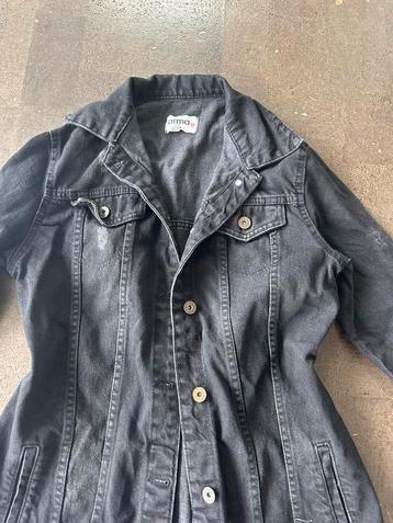 Zwarte denim jean jas beschikbaar voor biedingen