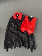 Verkleedkledij Halloween: Dracula, Kleding | Dames, Carnavalskleding en Feestkleding, Ophalen, Zo goed als nieuw, Maat 38/40 (M)