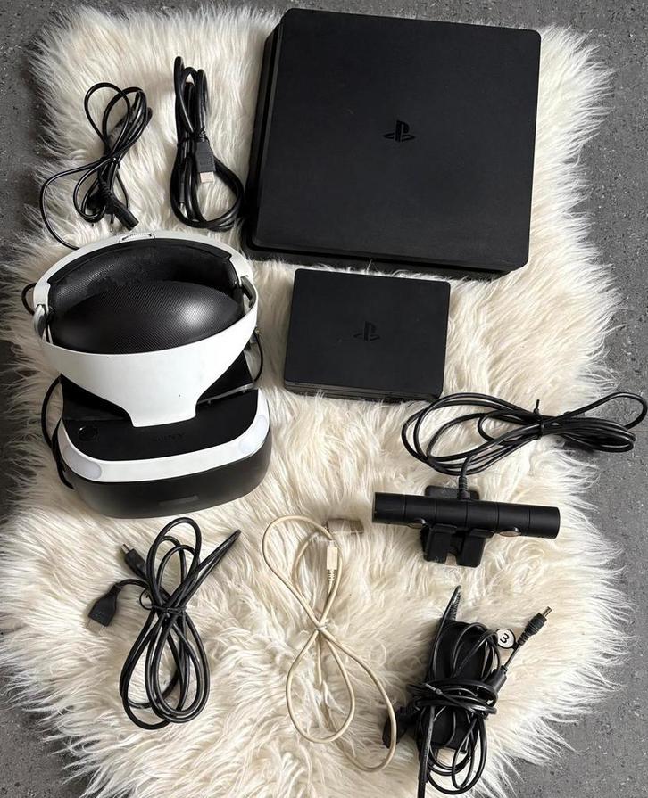 Playstation 4 + VR bril van Playstation en controller, Games en Spelcomputers, Spelcomputers | Sony PlayStation 4, Zo goed als nieuw