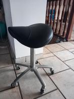 Siege ergonomique pour soin esthétique ou coiffeur, Maison & Meubles, Chaises de bureau, Enlèvement ou Envoi, Utilisé, Chaise de bureau
