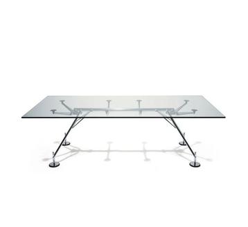 Table Nomos Tecno, design Norman Foster beschikbaar voor biedingen