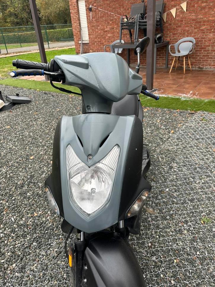 Kymoco a klasse te koop, Fietsen en Brommers, Scooters | Kymco, Gebruikt, Agility, Klasse A (25 km/u), Benzine, Ophalen