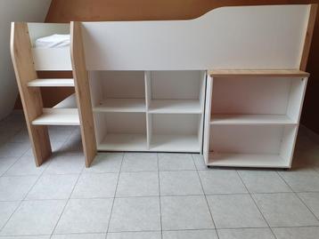 Stapelbed  beschikbaar voor biedingen