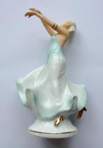 vroege Jugendstil porcelein Ballroom Dancer - Neundorf H20cm, Envoi