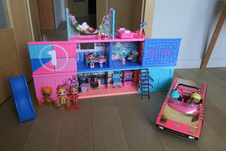 Maison, Voiture et 8 poupées LOL, Enfants & Bébés, Jouets | Poupées, Comme neuf, Baby Pop, Enlèvement