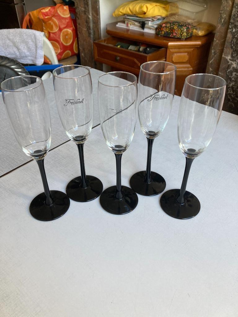 Flutes à champagne, Enlèvement ou Envoi, Comme neuf, Autres types