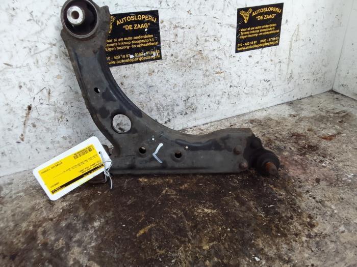 Draagarm links-voor van een Fiat Bravo, Auto-onderdelen, Ophanging en Onderstel, Fiat, Gebruikt, 3 maanden garantie, Ophalen of Verzenden