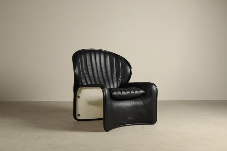 Lotus lounge chair by André Vandenbeuck, 1969, Antiek en Kunst, Antiek | Meubels | Stoelen en Sofa's, Ophalen