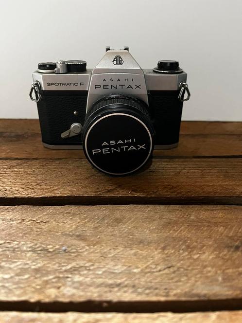 Vintage Camera - Pentax Spotmatic F, Collections, Appareils photo & Matériel cinématographique, Appareils photo, 1960 à 1980, Enlèvement ou Envoi