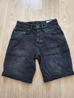 Zwartgrijze jeans short (maat 28), W32 (confectie 46) of kleiner, Ophalen of Verzenden, Zo goed als nieuw, Zwart
