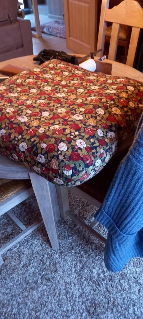 Grote dikke kussens. VERLAAGDE, VASTE PRIJS!!!, Ophalen, Zo goed als nieuw, Binnen