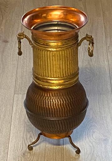 Koperen parapluhouder of decoratieve verzegeling, prijs: 30€ beschikbaar voor biedingen