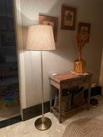 Mooie vloerlamp op staander (nieuwstaat), Huis en Inrichting, Lampen | Vloerlampen, Ophalen, Zo goed als nieuw