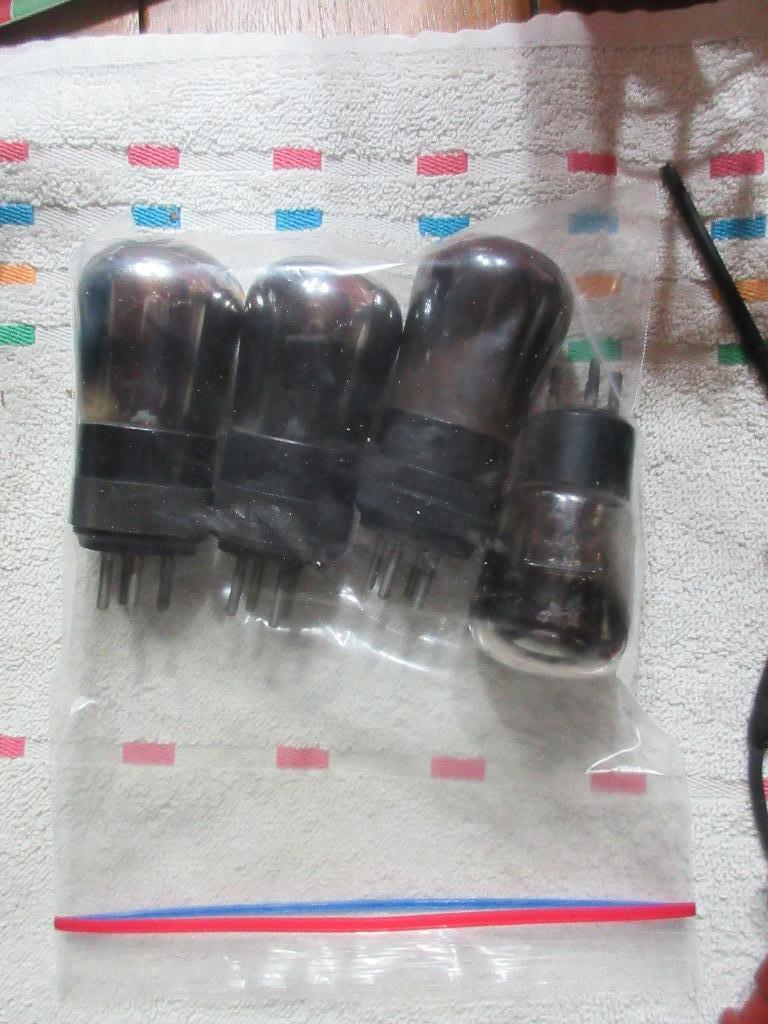 Lot de 4 lampes radio années 1920'  filaments bon, Antiquités & Art, Enlèvement ou Envoi