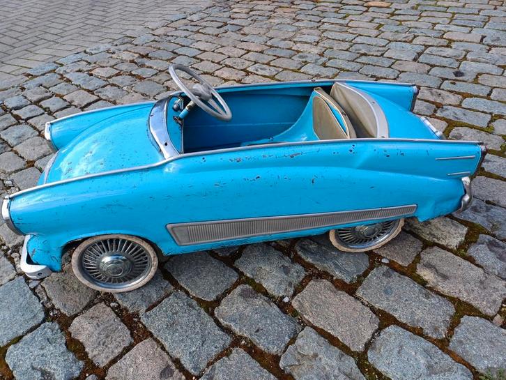 Ancienne voiture à pédales Buick, Antiquités & Art, Antiquités | Jouets, Enlèvement