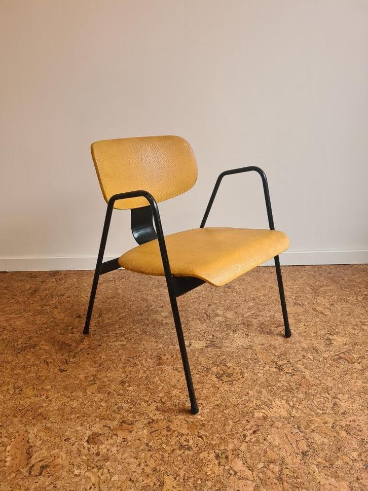 Willy Van Der Meeren F1 Armchair for Tubax, 1950s, Huis en Inrichting, Fauteuils, Gebruikt, Hout, Metaal, Overige materialen, 50 tot 75 cm