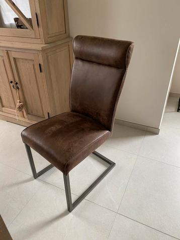 6 Stevige eetkamerstoelen - bruin zacht stof beschikbaar voor biedingen