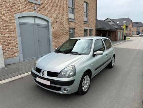 Renault clio * 95.000Km * Klaar voor inschrijving*, Auto's, Renault, Particulier, Clio, ABS, Airbags, Alarm, Centrale vergrendeling