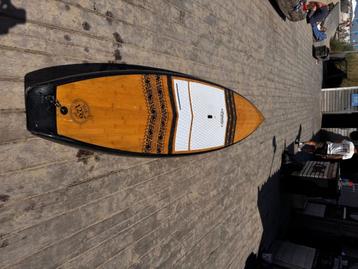 F-one Race SUP beschikbaar voor biedingen