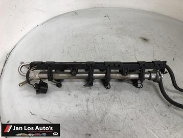 VW Golf 2.0 GTI injectorrail 037133317ab beschikbaar voor biedingen