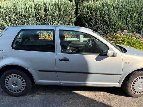 Volkswagen golf 4, Auto's, Volkswagen, Particulier, Golf, Diesel, Euro 3, Overige carrosserie, 3 deurs, Handgeschakeld, Zilver of Grijs