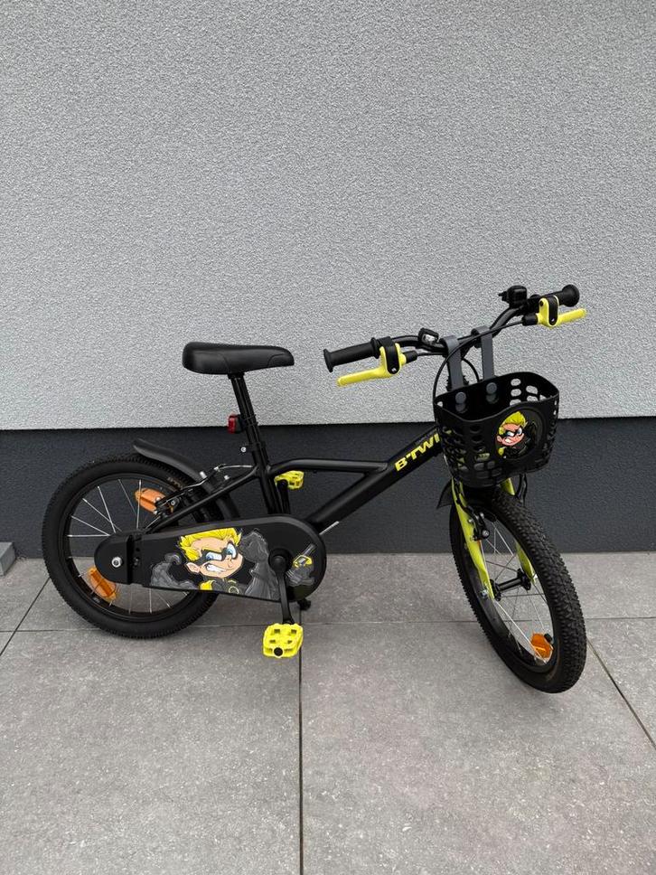 Kinderfiets B’Twin Decathlon 16inch, Fietsen en Brommers, Fietsen | Kinderfietsjes, Zo goed als nieuw, 16 tot 20 inch, Zijwieltjes