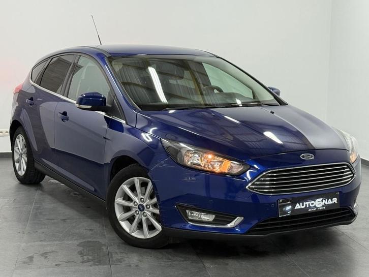 Ford Focus 1.0i Euro6b - Airco - Carnet, Auto's, Ford, Bedrijf, Te koop, Focus, Airbags, Airconditioning, Bluetooth, Bochtverlichting