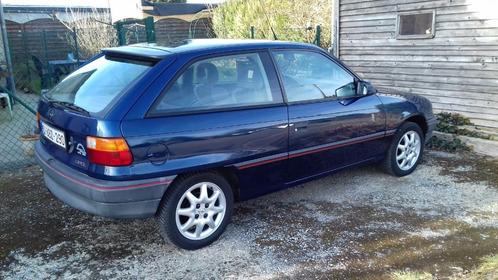 Opel Astra F 1400GT, Auto's, Oldtimers, Particulier, Radio, Sportstoelen, Opel, Benzine, Stadsauto, 3 deurs, Handgeschakeld, Blauw