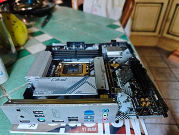 Vends carte mère ASRock B760 Pro RS dd5/pcie5.0 100€ FIXE  beschikbaar voor biedingen