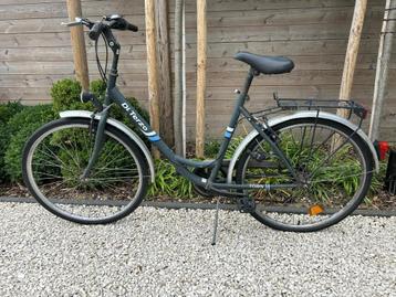 stadfiets beschikbaar voor biedingen