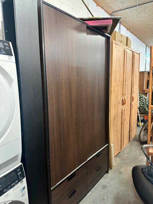 Kleerkast IKEA Trysil - opbergkast met schuiven, Huis en Inrichting, Kasten | Kleerkasten, Zo goed als nieuw, Ophalen