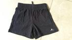 1 euro koopjes: Domyos sport short mt 110, Kinderen en Baby's, Kinderkleding | Maat 110, Ophalen of Verzenden, Gebruikt, Meisje