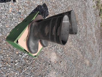 Botte de travail beschikbaar voor biedingen