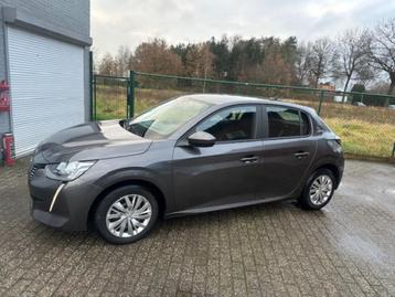 Peugeot 208 puretech1.2 benzine