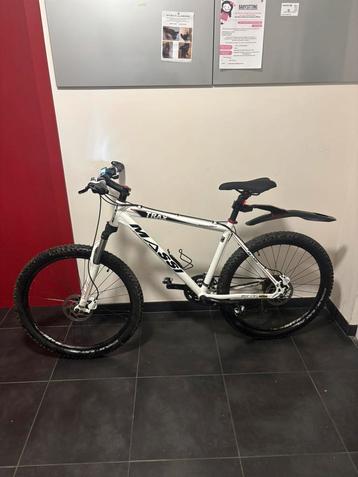 Mountainbike beschikbaar voor biedingen