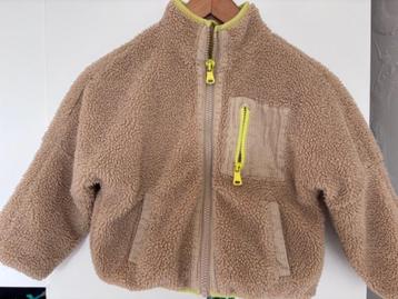Jas maat 122 - 7 jaar beschikbaar voor biedingen