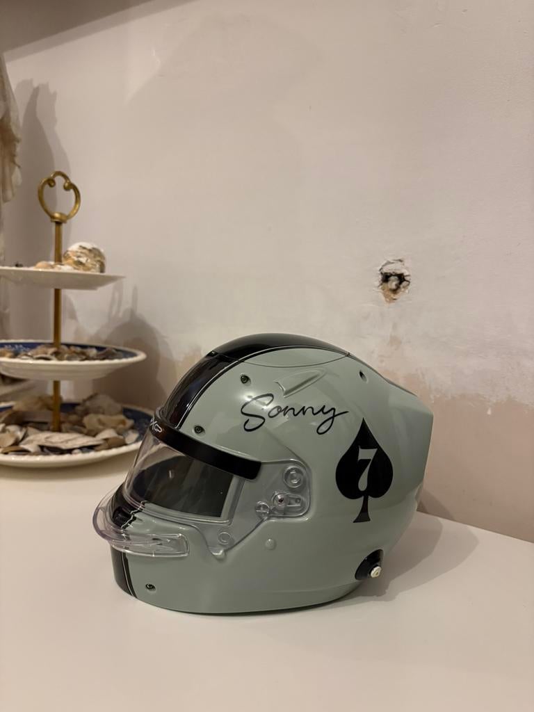 F1 movie popcorn helmet “Sonny”, Verzamelen, Ophalen of Verzenden, Nieuw, Film, Beeldje, Replica of Model