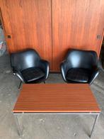 Vintage designstoeltjes. Met bijpassende salontafel, Ophalen